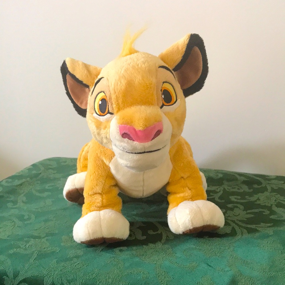 DISNEY STORE Simba 13” Plush Stuffed Animal